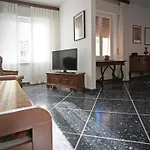 Apartment Sulle Vie Delle Cinque Terre, Nel Centro Storico Di Spezia!
