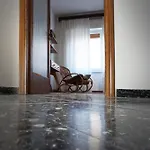 Apartment Sulle Vie Delle Cinque Terre, Nel Centro Storico Di Spezia! *