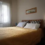 Sulle Vie Delle Cinque Terre, Nel Centro Storico Di Spezia! * La Spezia