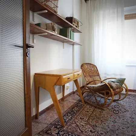 Appartement Sulle Vie Delle Cinque Terre, Nel Centro Storico Di Spezia! *
