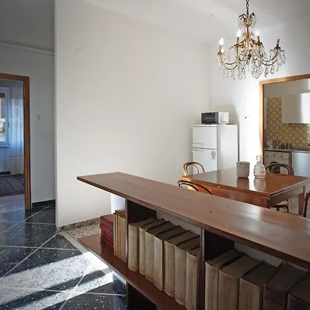 Sulle Vie Delle Cinque Terre, Nel Centro Storico Di Spezia! Apartamento La Spezia