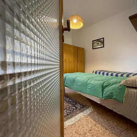 Apartament Sulle Vie Delle Cinque Terre, Nel Centro Storico Di Spezia! *