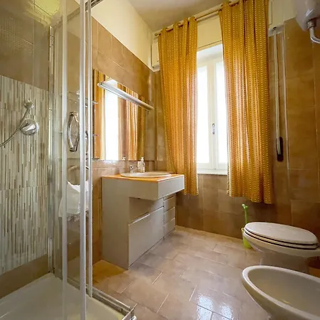 Apartament Sulle Vie Delle Cinque Terre, Nel Centro Storico Di Spezia!